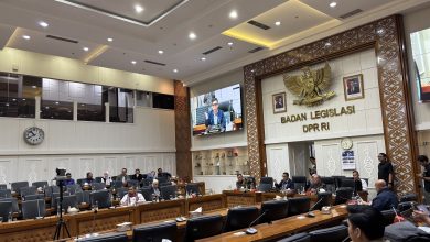 Photo of Panja RUU PPRT Tetap Kerja di DPR di Tengah Demo, Apa Hasilnya?