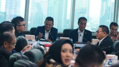 Photo of Fraksi NasDem Evaluasi Ekonomi 2025, Soroti Manufaktur dan Agrikultur sebagai Kunci Pertumbuhan 2026